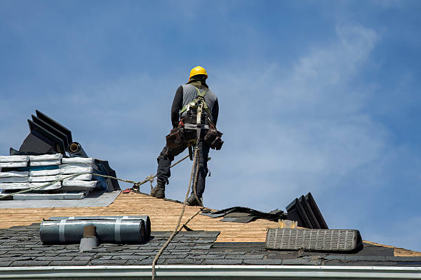 Professional Gutter Installation technician working in Paint Lick, KY